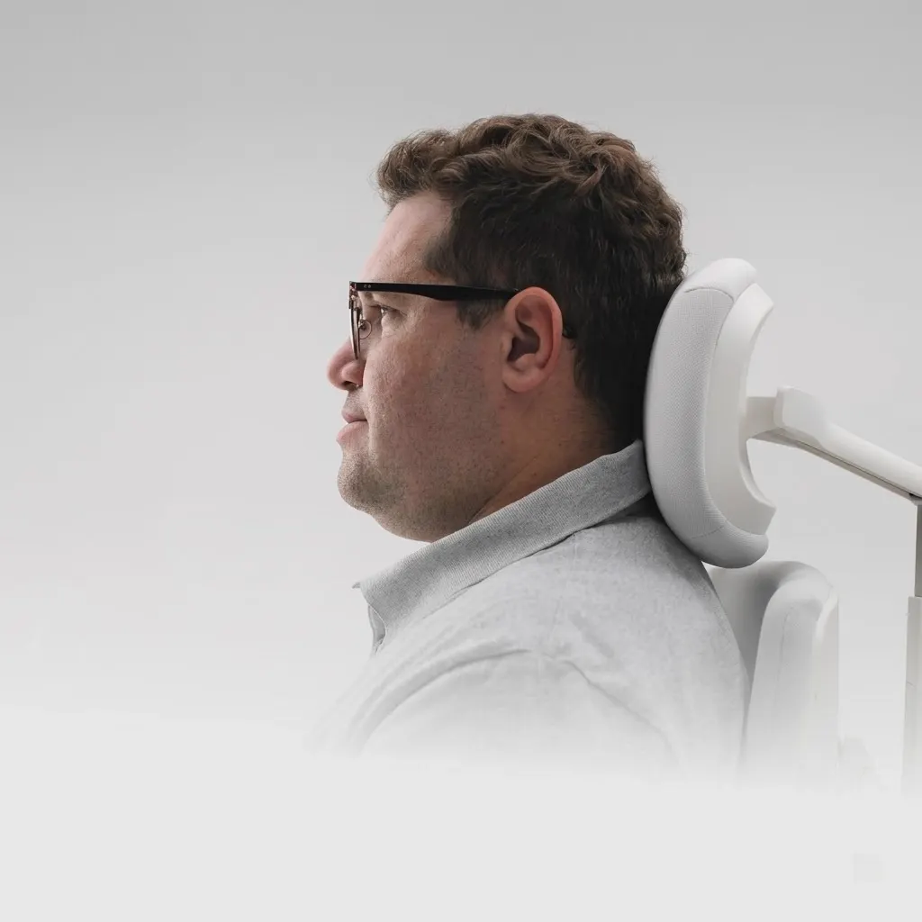 Neck support for people up to 2 m tall